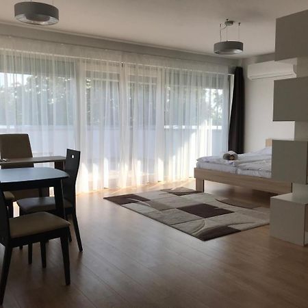River View Residence Братислава Экстерьер фото