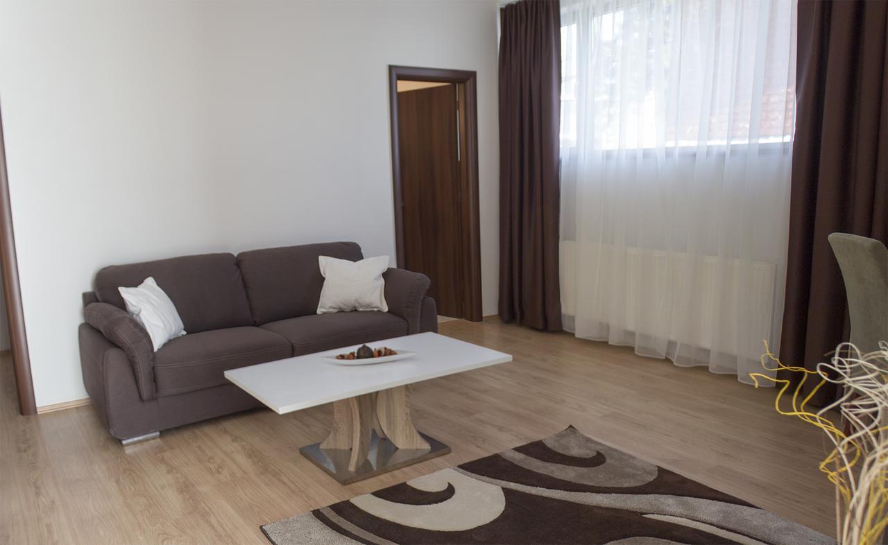River View Residence Братислава Экстерьер фото