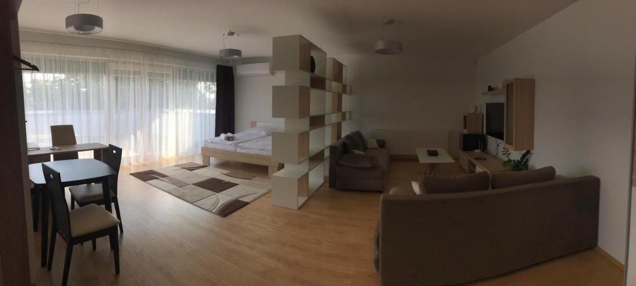 River View Residence Братислава Экстерьер фото
