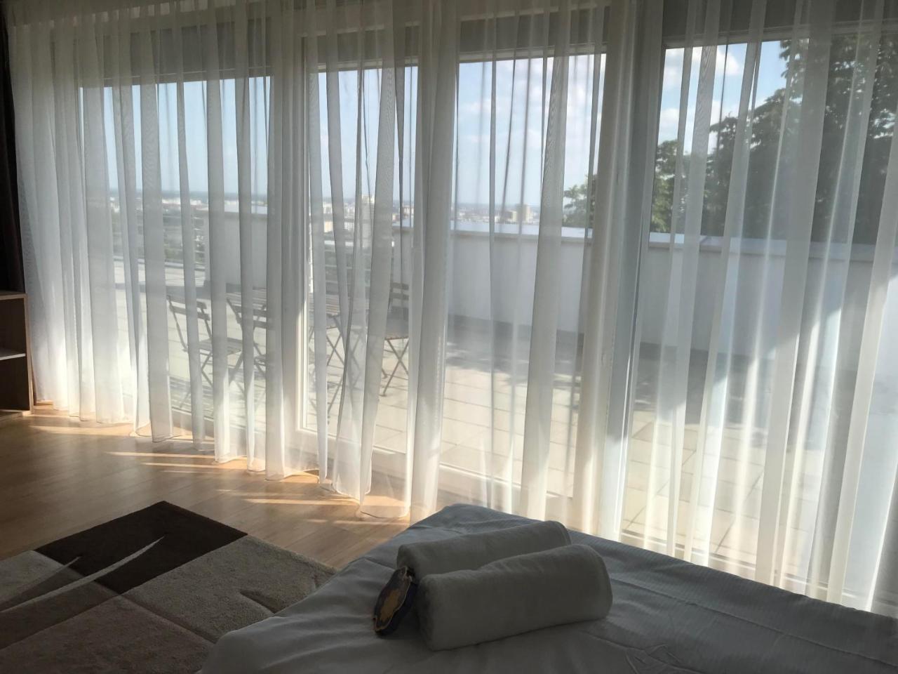 River View Residence Братислава Экстерьер фото