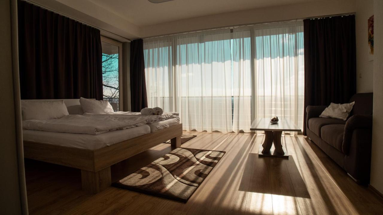 River View Residence Братислава Экстерьер фото